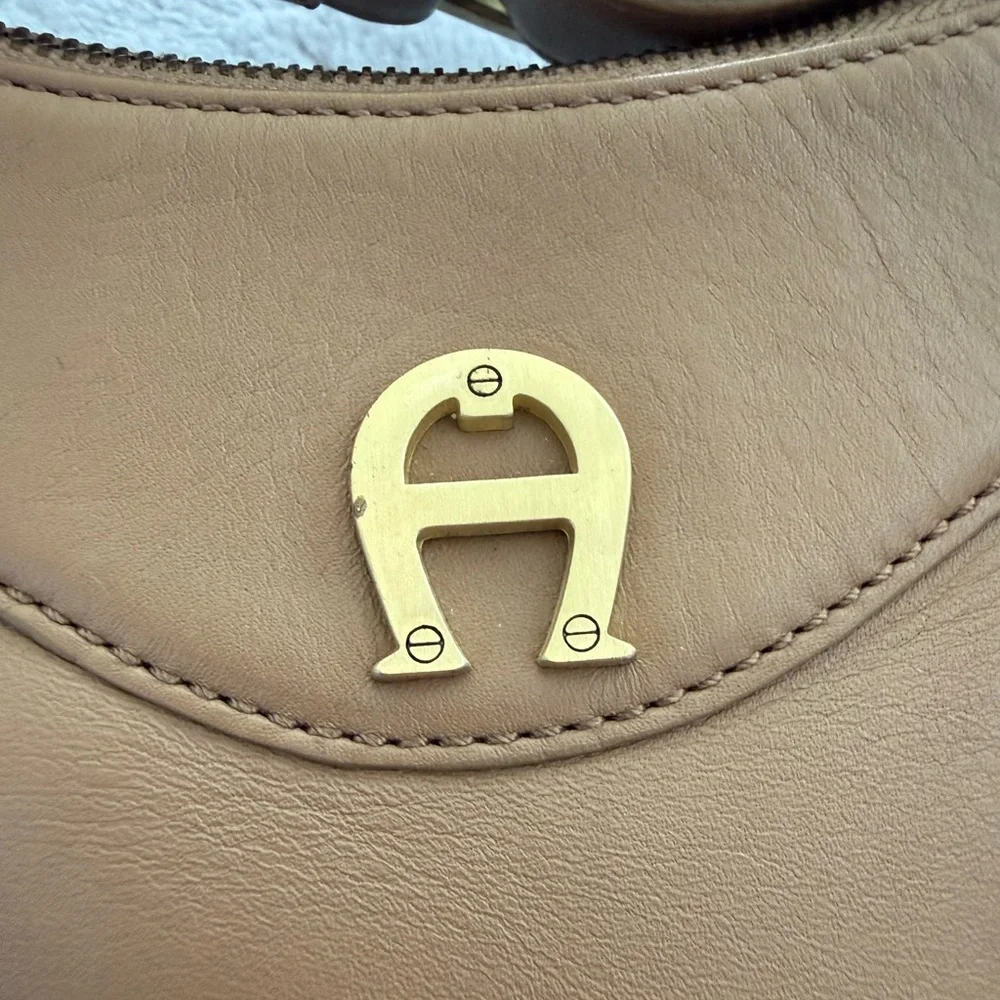 Etienne Aigner Brown Leather Shoulder Bag with Gold Hardware